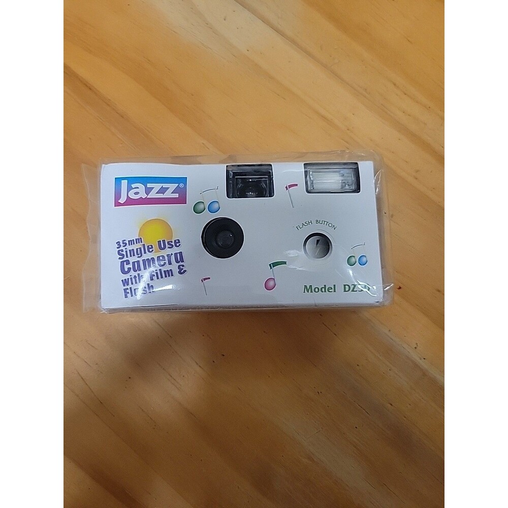 NEW Jazz Single Use 35mm Film & Flash Model DZ50 with 27 Exp Disposable Camera